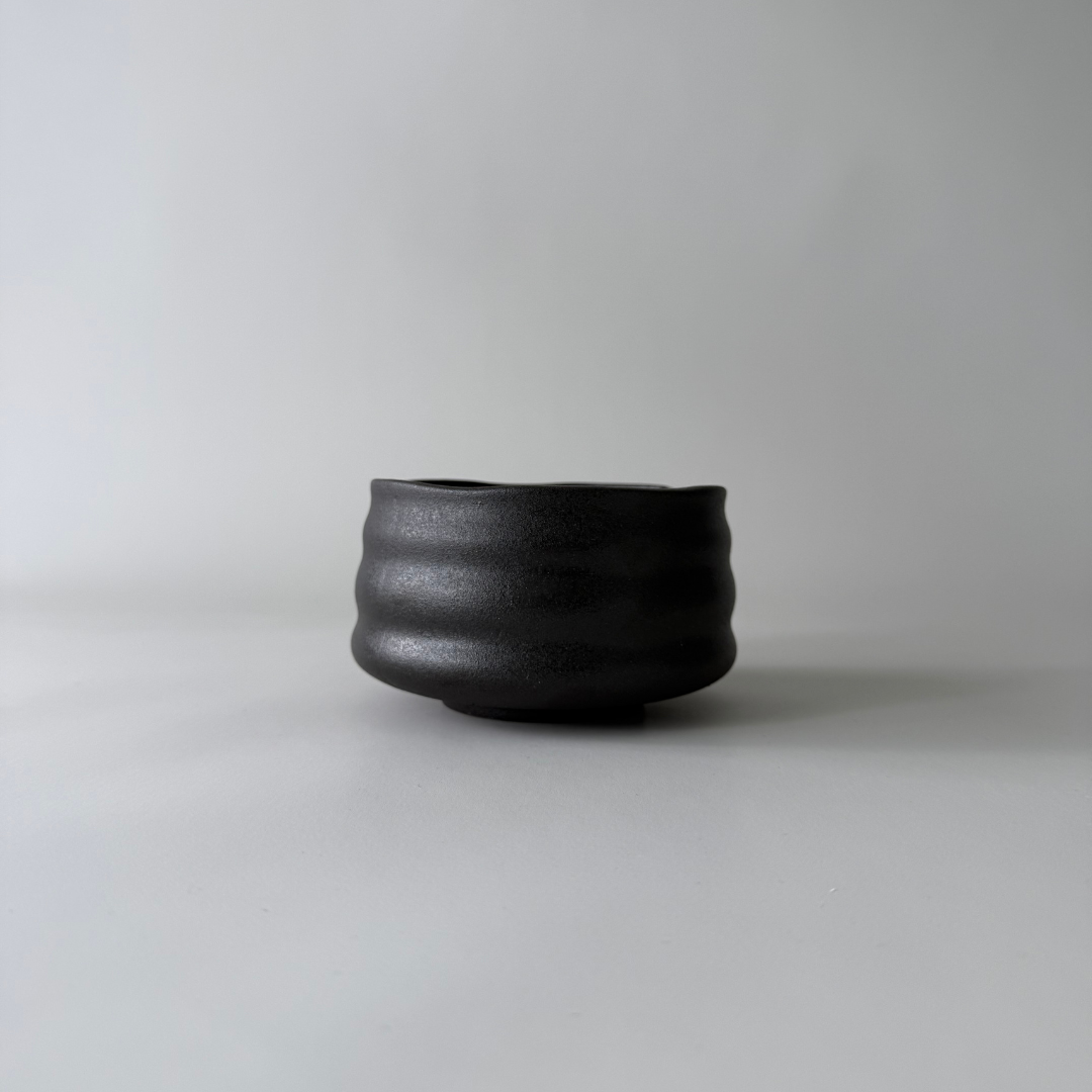 Ceramic matcha bowl (Chawan)