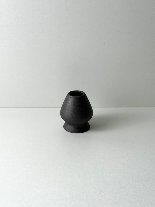 Ceramic matcha whisk holder (Naoshi)